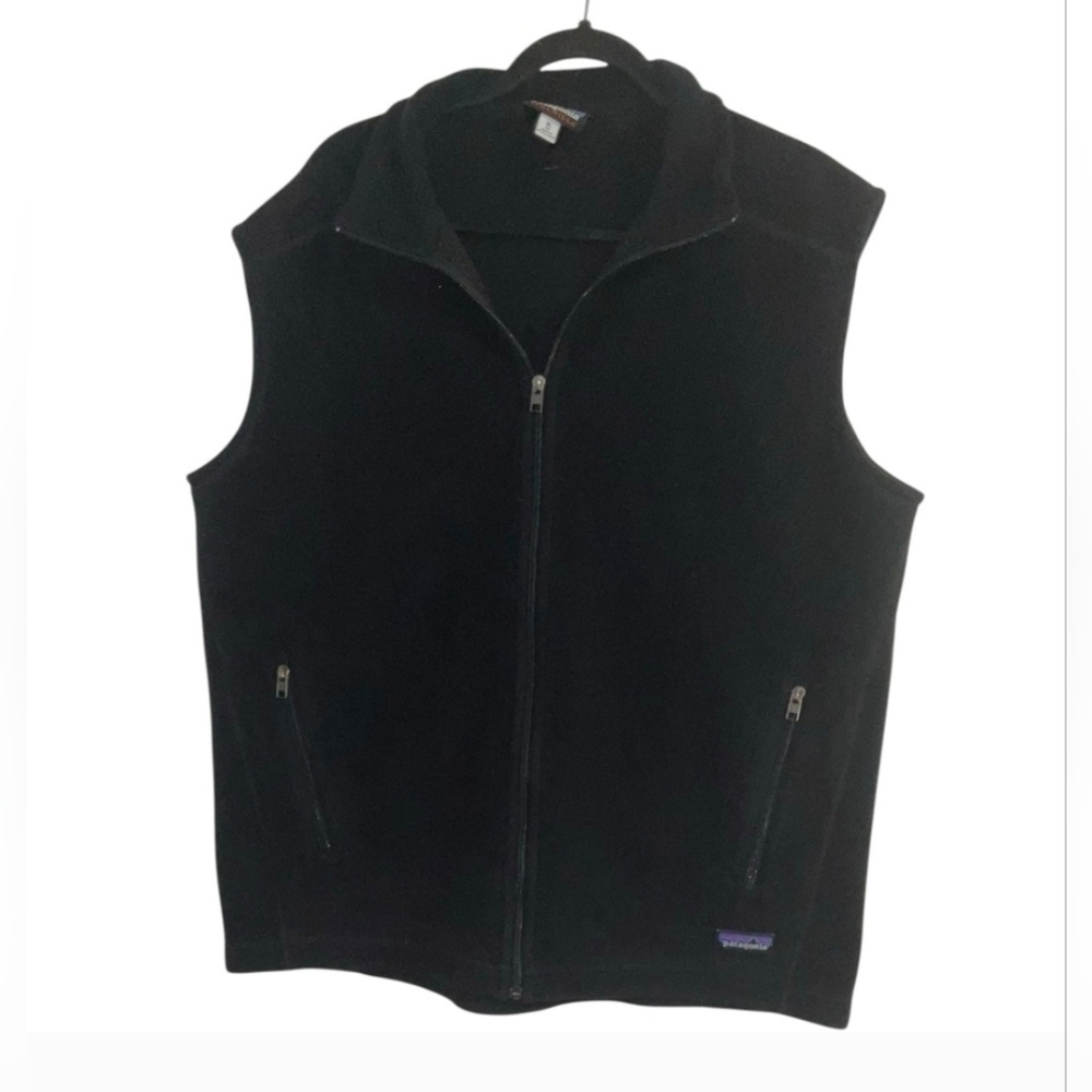 Women’s Black Synchilla Patagonia Fleece Vest Size M Outdoor Hiking Size M Cabin